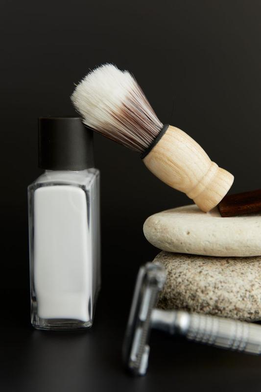 Men's shaving set